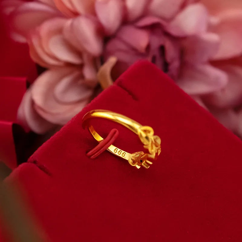 Anillo Corazones Dorados AURFU • Unión Eterna chapado en oro 18K